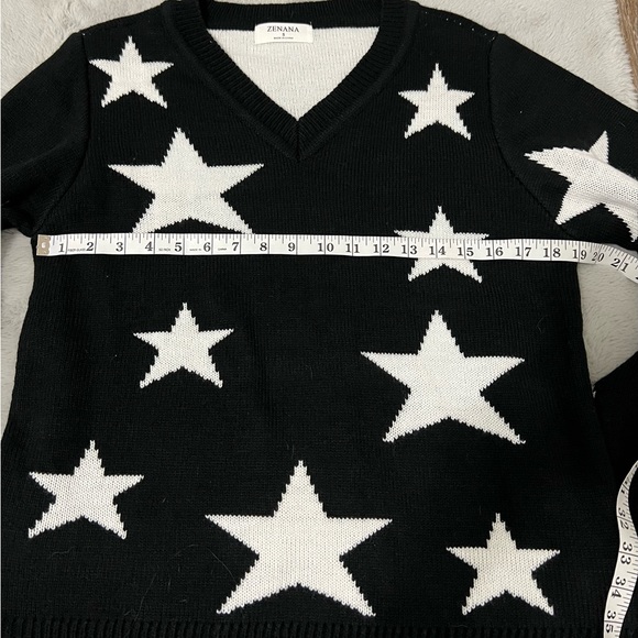 Acrylic V-Neck Star Sweater by Zenana Sz S NWOT - Picture 7 of 7